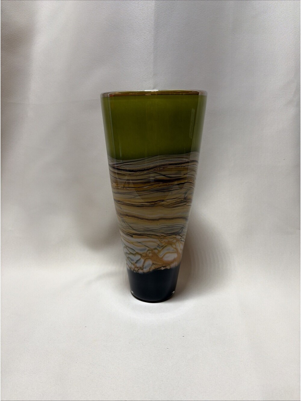 Gartner Blade Signed Hand-Blown Glass Strata Amethyst Cone Vase